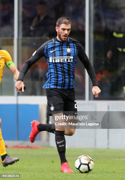 Davide Santon of Inter during the serie A match between FC Internazionale and Hellas Verona FC at Stadio Giuseppe Meazza on March 31, 2018 in Milan,...