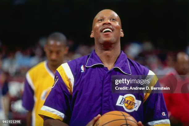 Byron Scott of the Los Angeles Lakers warms up before the game against the Los Angeles Clippers at the Los Angeles Memorial Sports Arena on April...