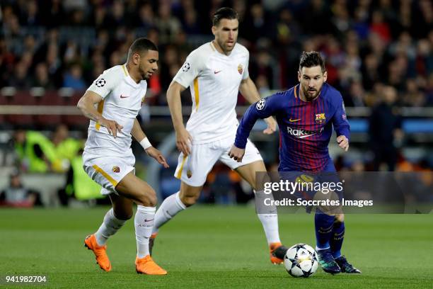 Bruno Peres of AS Roma, Lionel Messi of FC Barcelona during the UEFA Champions League match between FC Barcelona v AS Roma at the Camp Nou on April...