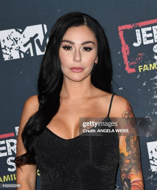 Jenni 'JWOWW' Farley attends the 'Jersey Shore Family Vacation' New York Premiere at PHD Rooftop Lounge at Dream Downtown on April 4, 2018 in New...