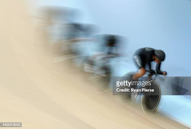New Zealand compete in the Women's 4000m Team Pursuit Qualifying during the Cycling on day one of the Gold Coast 2018 Commonwealth Games at Anna...