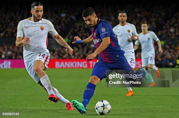 Luis Suarez and Kostas Manolas during the match between FC Barcelona and AS Roma, for the first leg of the 1/4 final of the UEFA Champions League,...