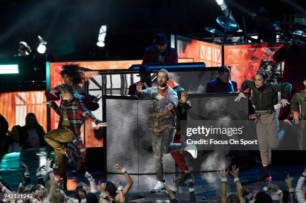 Recording artist Justin Timberlake performs on stage during the Pepsi Super Bowl LII Halftime Show at U.S. Bank Stadium on February 4, 2018 in...