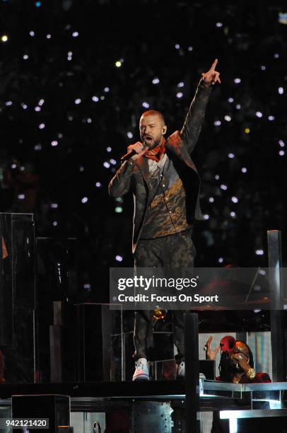 Recording artist Justin Timberlake performs on stage during the Pepsi Super Bowl LII Halftime Show at U.S. Bank Stadium on February 4, 2018 in...