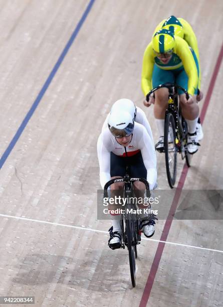 Sophie Thornhill of England and pilot Helen Scott and Jessica Gallagher of Australia and pilot Madison Janssen compete in the Women's B&VI Sprint...