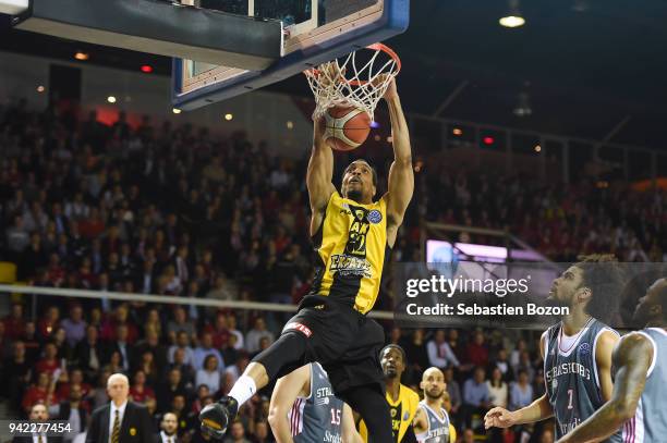 Vince Hunter of AEK Athens during the Champions League match between Strasbourg and AEK Athens on April 4 and 2018 in Strasbourg and France.