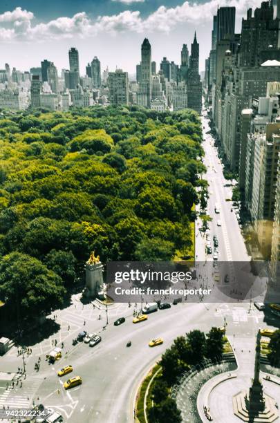 new yorks skyline med central park - central park bildbanksfoton och bilder