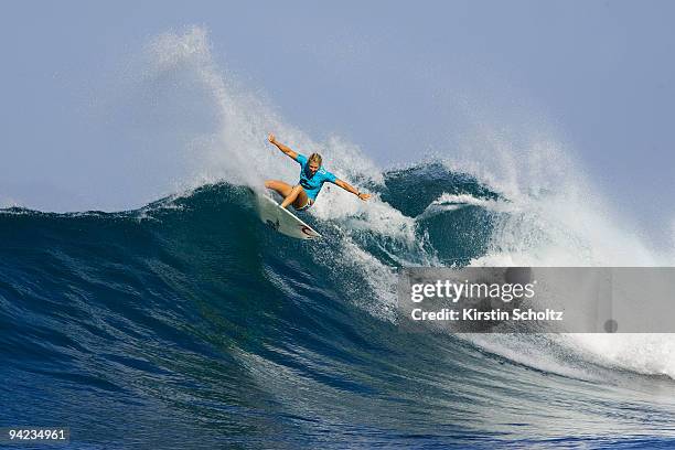 Stephanie Gilmore of Australia surfs to victory at the Billabong Pro Maui on December 9, 2009 in Honolua Bay, Maui, Hawaii.