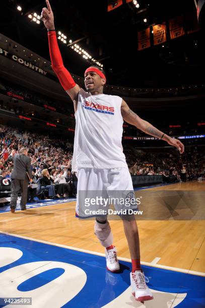 Allen Iverson of the Philadelphia 76ers waves to the fans after the game against the Detroit Pistons on December 9, 2009 at the Wachovia Center in...