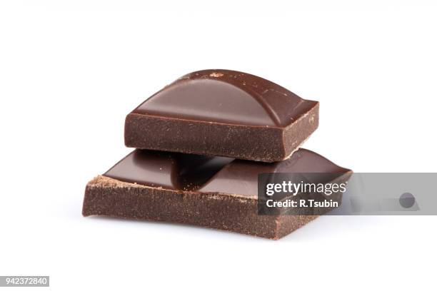 dark chocolate bars - chocolate flake bildbanksfoton och bilder