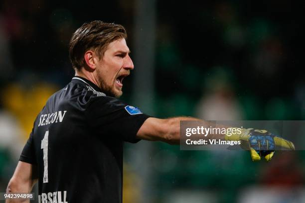 Goalkeeper Lars Unnerstall of VVV Venlo during the Dutch Eredivisie match between ADO Den Haag and VVV Venlo at Cars Jeans stadium on January 20,...