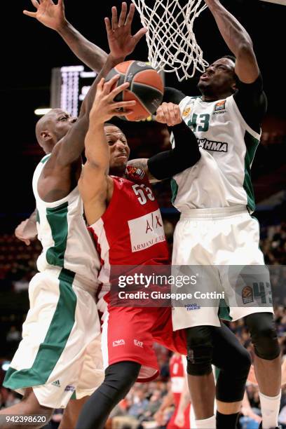 Curtis Jerrells, #55 of AX Armani Exchange Olimpia Milan in action during the 2017/2018 Turkish Airlines EuroLeague Regular Season Round 30 game...