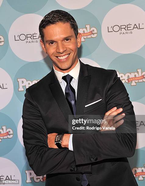 Rodner Figueroa arrives at the 2009 Premios People En Espanol event at Club 50 at Viceroy Miami on December 9, 2009 in Miami, Florida.