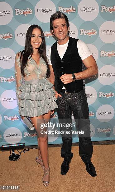 Marta Gonzalez and Bobi Larios arrives at the 2009 Premios People En Espanol event at Club 50 at Viceroy Miami on December 9, 2009 in Miami, Florida.