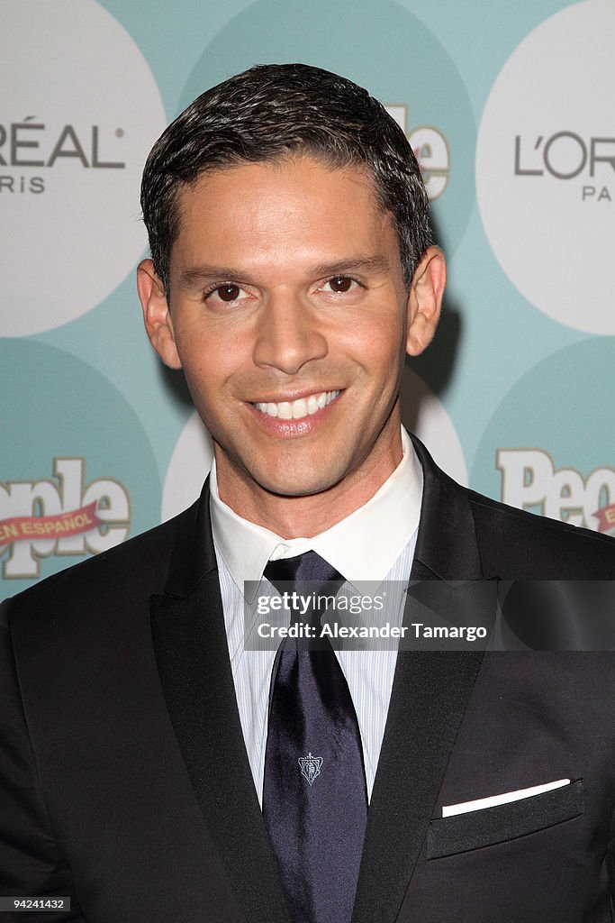 2009 Premios People En Espanol - Arrivals