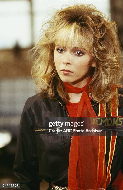 Terry Rae Nunn 412 テリー ナン 写真 Stock Photos, High-Res Pictures, and Images - Getty Images