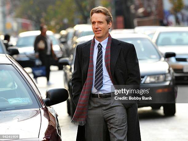 Linus Roache on location for "Law & Order" on the streets of Manhattan on December 9, 2009 in New York City.