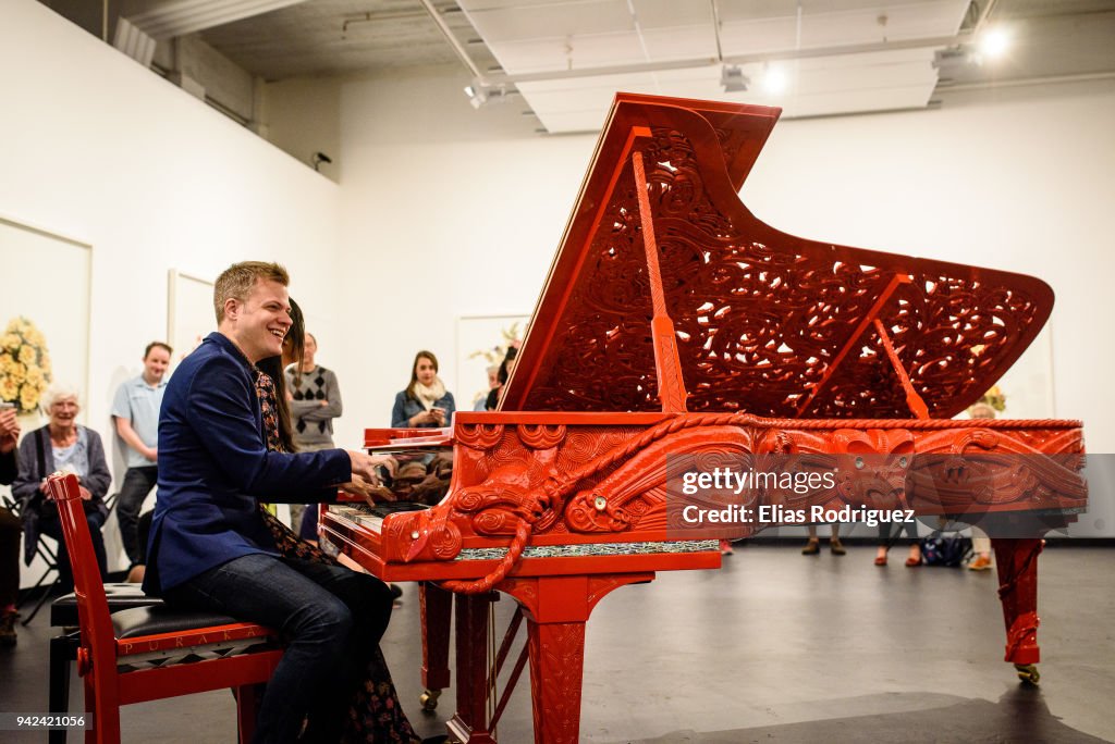 Anderson & Roe US-based piano duo Anderson & Roe perform on Michael Parekwhai