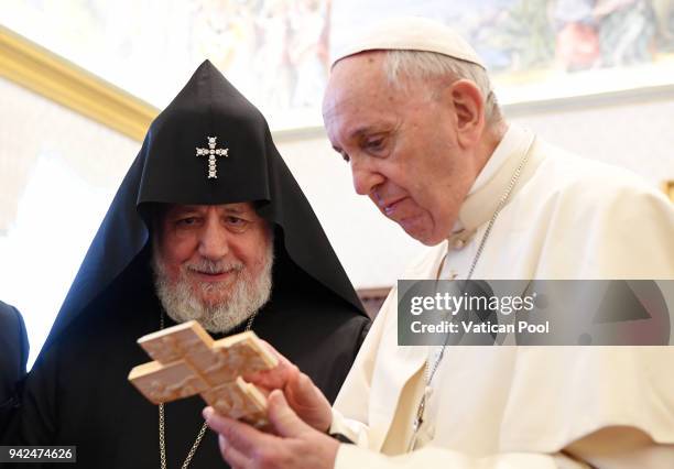 Pope Francis exchanges gifts with Patriarch Karekin II at the Apostolic Palace on April 5, 2018 in Vatican City, Vatican. Following the meetings, the...