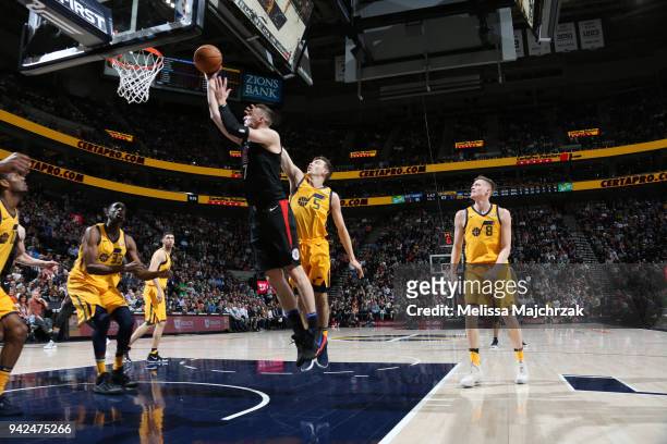 Sam Dekker of the LA Clippers dunks the ball during the game against the Utah Jazz on April 5, 2018 at vivint.SmartHome Arena in Salt Lake City,...