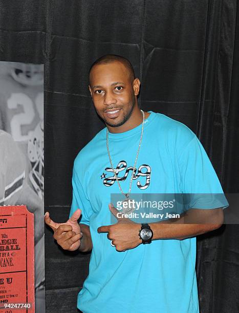 Duane Starks arrives at ESPN Films "30 for 30" Premiere of The U at the Lyric Theater on December 9, 2009 in Miami, Florida.