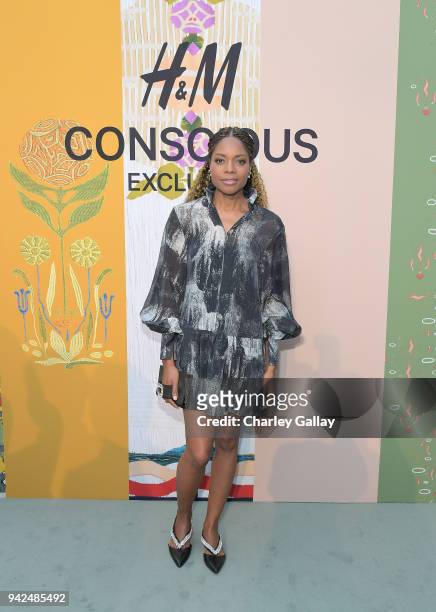 Naomie Harris attends the H&M celebration of 2018 Conscious Exclusive collection at John Lautner's Harvey House on April 5, 2018 in Los Angeles,...