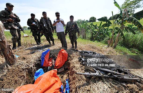 Datu Weapon 34 Datu Hoffer Ampatuan Maguindanao Photos & High Res Pictures - Getty ...