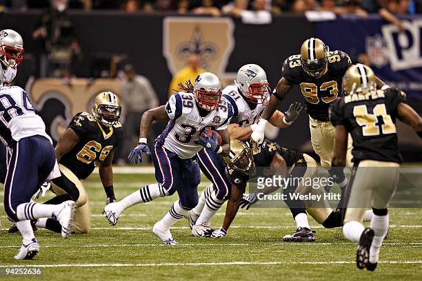 Running back Laurence Maroney of the New England Patriots runs with the ball against the New Orleans Saints at the Louisiana Superdome on November...