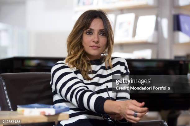 Ambra Angiolini presenting the new book of Stefano Benni Prendiluna at laFeltrinelli. Milan, 11th May 2017