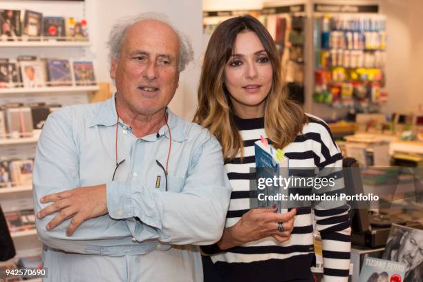 Ambra Angiolini presenting the new book of Stefano Benni Prendiluna at laFeltrinelli. Milan, 11th May 2017