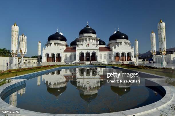 grande moschea baiturrahman - mesjid raya baiturrahman foto e immagini stock