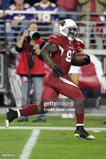 Arizona Cardinals wide receiver Anquan Boldin runs down field during a game against the Minnesota Vikings at University of Phoenix Stadium on...