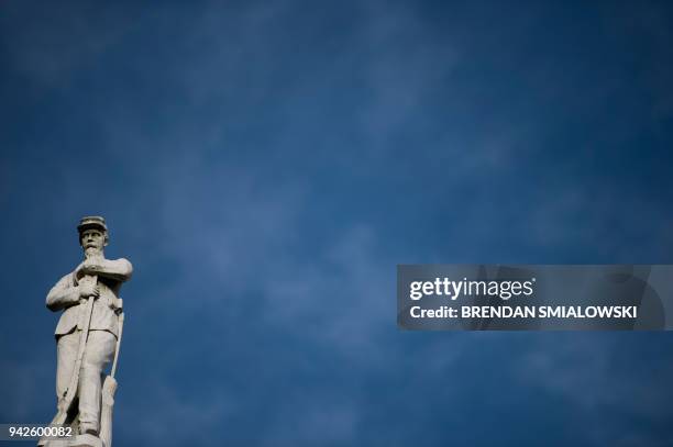 View of a Confederate memorial April 5, 2018 in Jackson, Mississippi. / AFP PHOTO / Brendan Smialowski