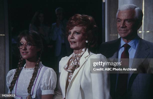 Command Performance/Hyde and Seek/Sketchy Love" which aired on October 30, 1982. KIM RICHARDS;JANET BLAIR;DANA ANDREWS
