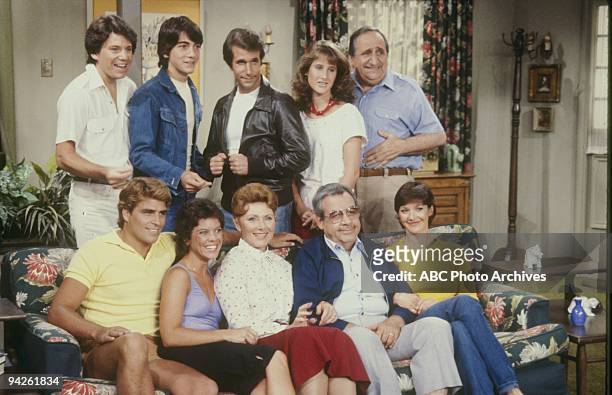 Home Movies" which aired on October 6, 1981. ANSON WILLIAMS;SCOTT BAIO;HENRY WINKLER;CATHY SILVERS;AL MOLINARO;TED MCGINLEY;ERIN MORAN;MARION...