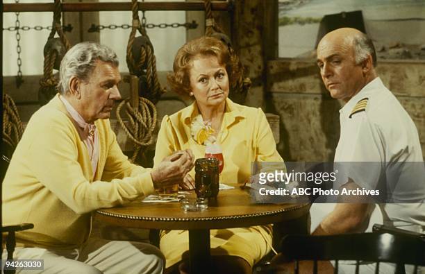 Two for Julie/Aunt Hilly/The Duel" which aired on March 14, 1981. JOSEPH COTTON;OLIVIA DE HAVILLAND;GAVIN MACLEOD