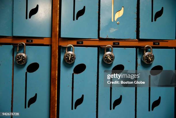 Instument Locker School Locker Locks Photos and Premium High Res Pictures - Getty Images