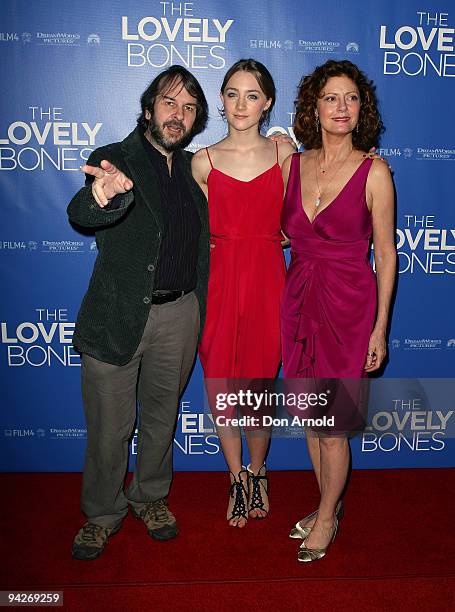 Peter Jackson, Saoirse Ronan and Susan Sarandon pose at the Australian Premiere of 'The Lovely Bones' at Greater Union George Street on December 10,...