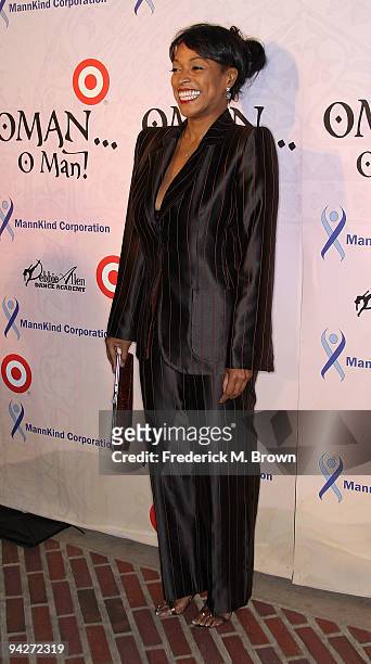 Actress Kellita Smith attends the Debbie Allen Dance Academy's annual fundraiser at UCLA's Royce Hall on December 10, 2009 in Los Angeles, California.