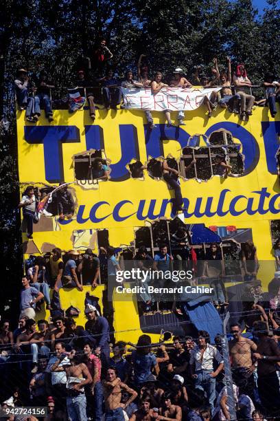 Grand Prix of Italy, Autodromo Nazionale Monza, 09 July 1975. Mad tifosi during the 1975 Italian Grand Prix in Monza.