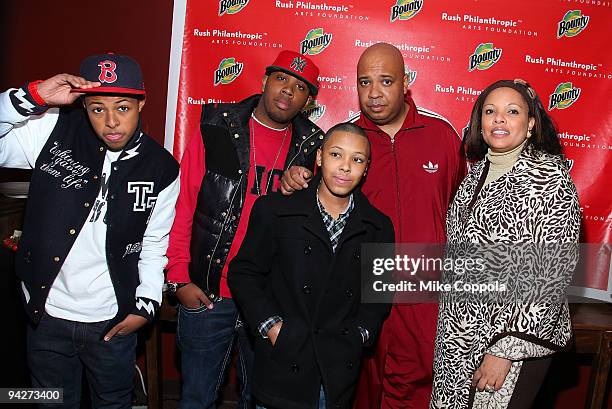 Russy Simmons, JoJo Simmons, Diggy Simmons, Joseph "Rev. Run" Simmons, and Justine Simmons attend the 10th annual Rush Philanthropic Arts Foundation...