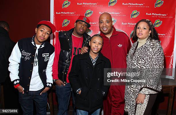 Russy Simmons, JoJo Simmons, Diggy Simmons, Joseph "Rev. Run" Simmons, and Justine Simmons attend the 10th annual Rush Philanthropic Arts Foundation...