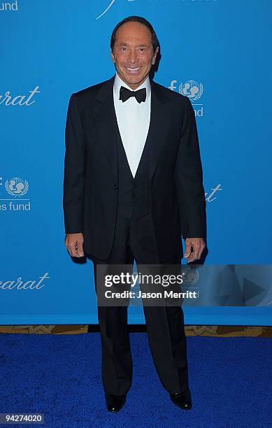 Paul Anka arrives at the UNICEF Ball held at the Beverly Wilshire Hotel on December 10, 2009 in Beverly Hills, California.