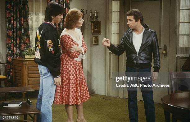 Going Steady" which aired on November 23, 1982. SCOTT BAIO;MARION ROSS;HENRY WINKLER