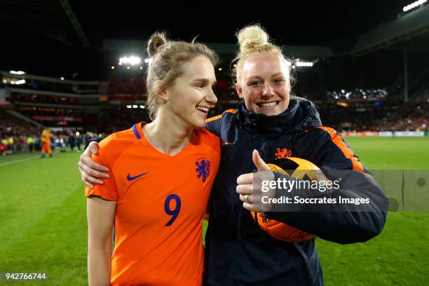 Vivianne Miedema of Holland Women, Danique Kerkdijk of Holland Women celebrates the victory during the World Cup Qualifier Women match between...