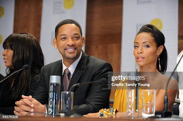 Hosts Will Smith and wife Jada Pinkett Smith attend the Nobel Peace Prize Concert Press Conference at Plaza Hotel on December 11, 2009 in Oslo,...