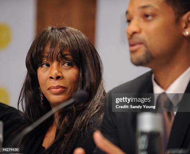 Donna Summer and Will Smith attend the Nobel Peace Prize Concert Press Conference at Plaza Hotel on December 11, 2009 in Oslo, Norway.