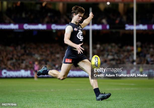 Paddy Dow of the Blues in action during the 2018 AFL round 03 match between the Carlton Blues and the Collingwood Magpies at the Melbourne Cricket...