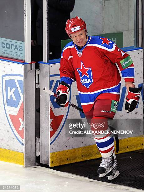 Famous Soviet, former NHL Detroit Red Wings' defender Viacheslav Fetisov of CSKA enters the field during the regular Russian open Kontinental Hockey...