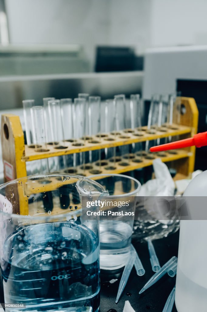 Science Test Image Science Test Tube With Experiment Reagent High-Res Stock Photo - Getty ...